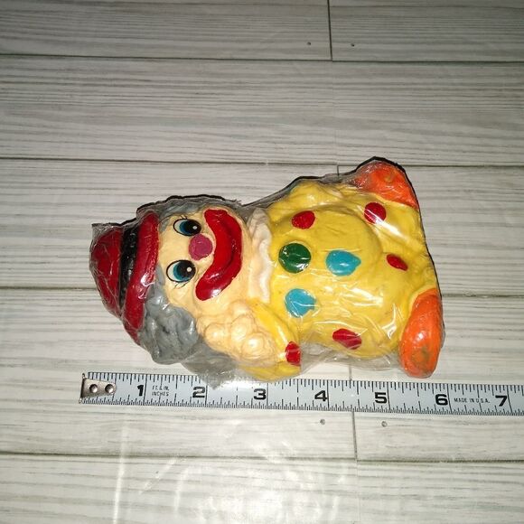 Vintage Peace Clown Art Decorative Candle Made In Hong Kong 5½in Tall - Picture 9 of 10